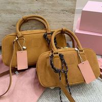 Suede Light Brown